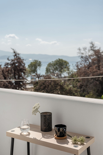 Terrace/patio 5, BY THE SEA, South Aegean