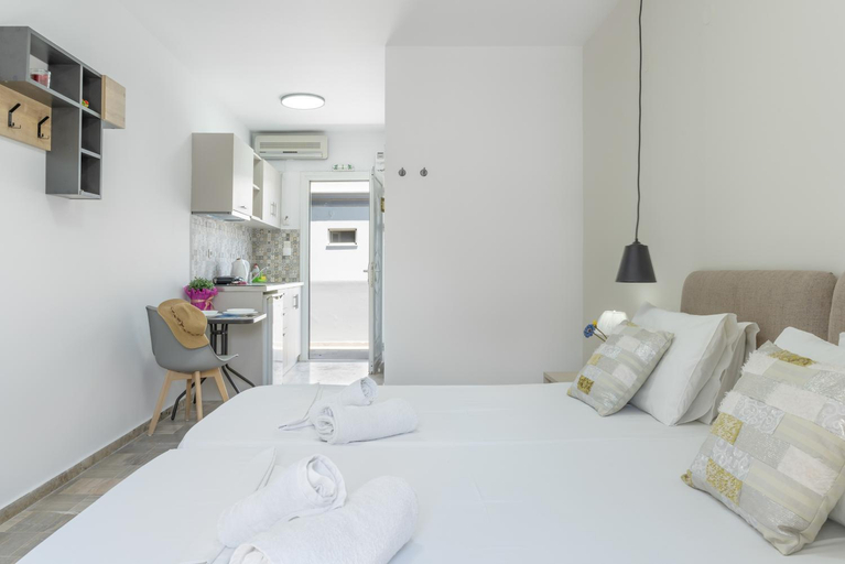 Bedroom 3, Ilias Voula Studios, South Aegean