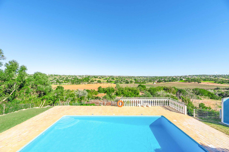 Others 2, Villa Gabie, Albufeira