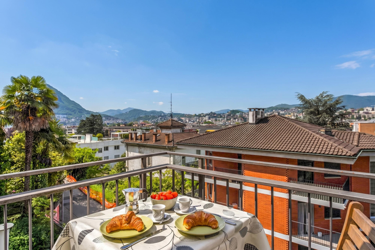 Outdoor dining 2, Casa Nova Bella With Free Parking, Lugano