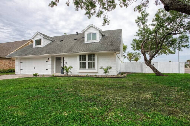 Exterior 4, Your Seaside Sanctuary on Ocean Drive Awaits, Nueces