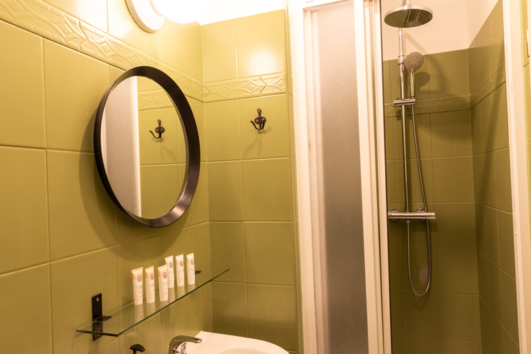 Bedroom 3, Sir Toby’s Midtown, Praha 8
