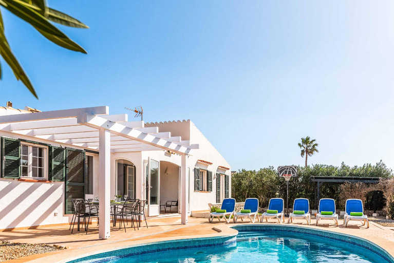 Others 5, Villa Mimosa, Baleares