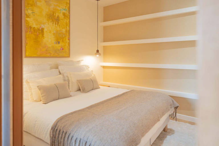 Room 3, Cosy, Central Flat - 1bdr/4p - Place des Lices, Var