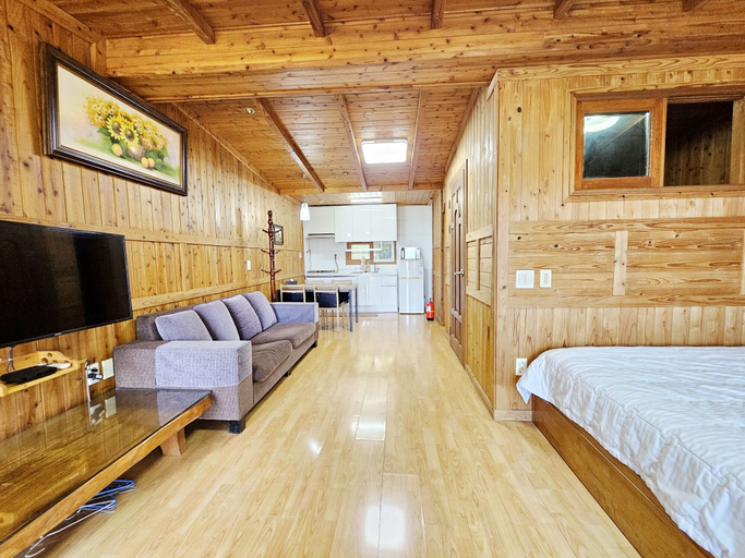 Bedroom 3, Longbeach Pension, Seogwipo