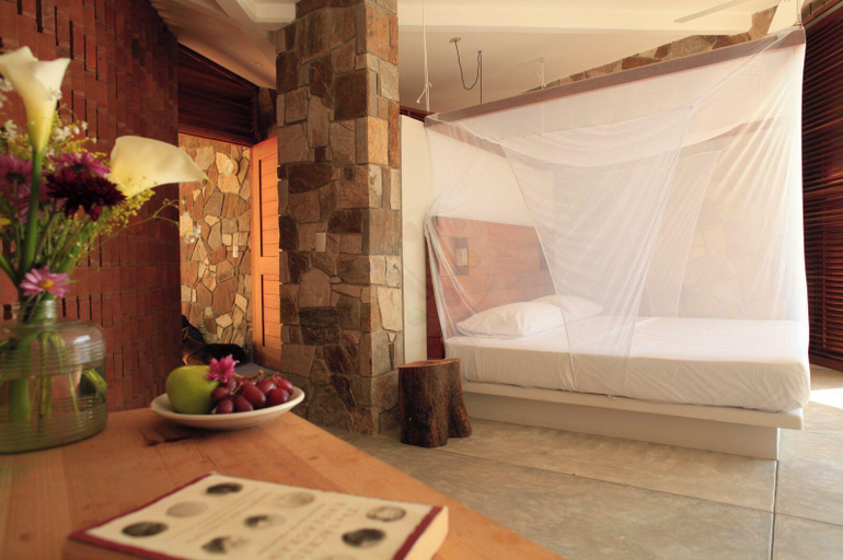 Bedroom 3, Cocolia Hotel, Dist. Pochutla