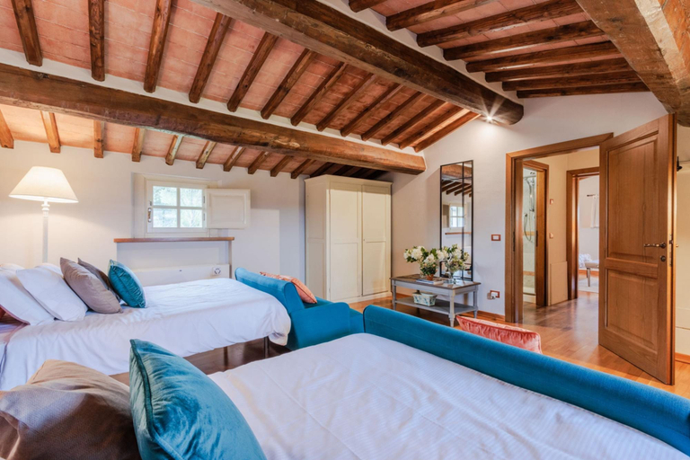 Room 2, Cicale Farmhouse 3 Bedrooms Farmhouse With Pool, Lucca