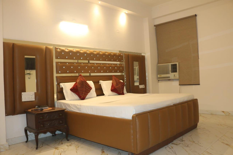 Others 4, Hotel Swisston Palace, Delhi