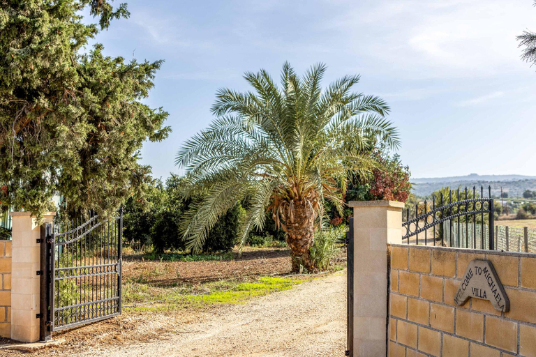 Others 3, Villa Michaela
