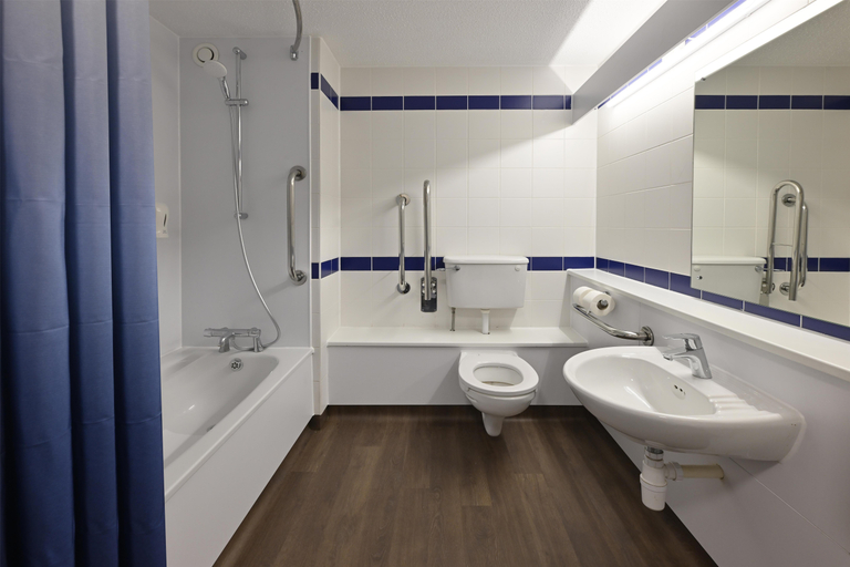 Bathroom 4, Travelodge Staines, Surrey