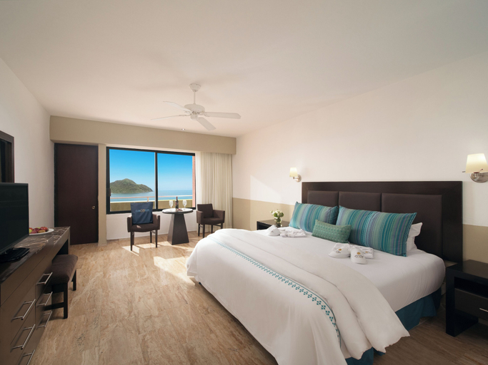Bedroom 3, El Cid Castilla Beach Hotel, Mazatlán