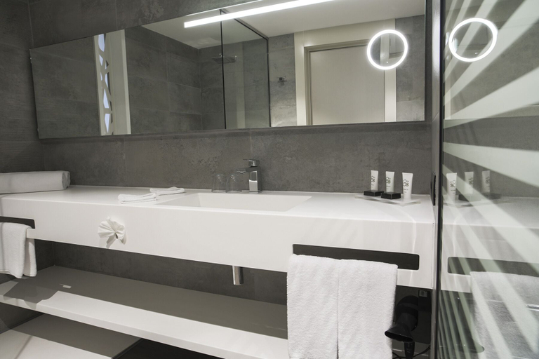 Bathroom 3, The Legacy Luxury hotel Algiers Hydra, El Achour