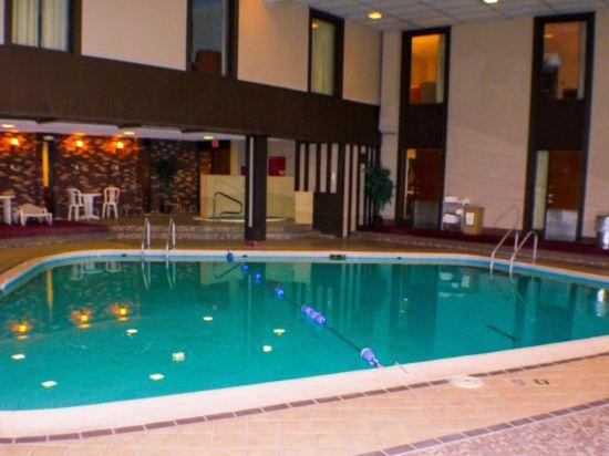 Others 2, Ramada by Wyndham Albert Lea, Freeborn