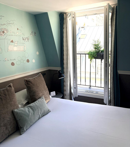 Bedroom 3, Hotel 3 Poussins, Paris