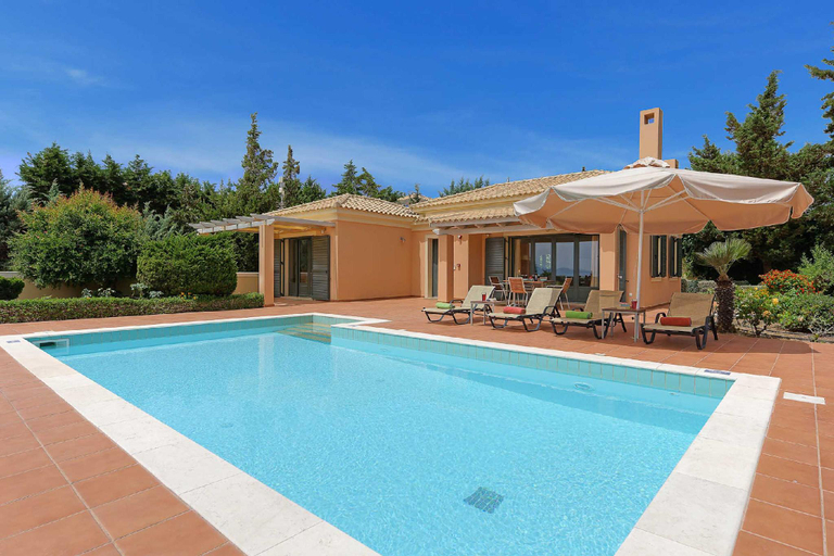 Others 4, Villa Riaki, Ionian Islands