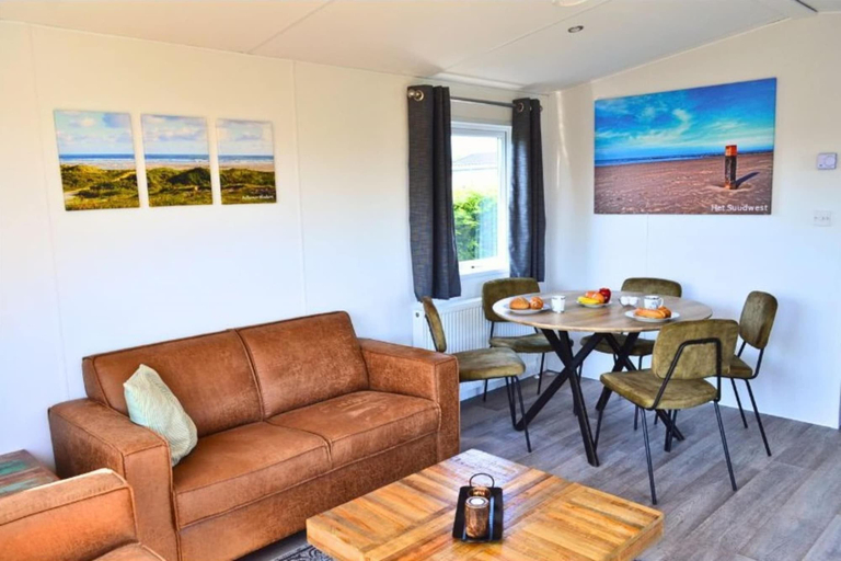 Living room 2, Chalet Near Golf Course and sea Beach, Ameland