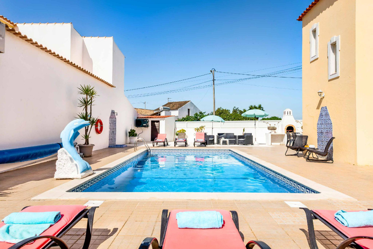 Others 4, Villa Girassol, Albufeira