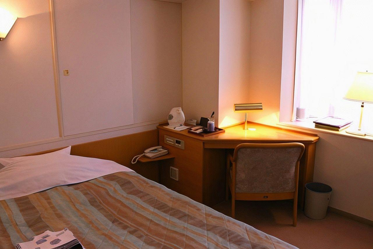 Others 3, Hotel Heimat, Jōetsu