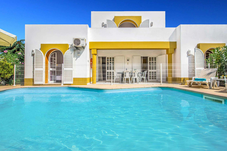 Others 3, Villa Arines, Albufeira