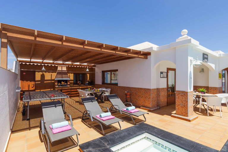 Others 5, Villa Palina, Las Palmas