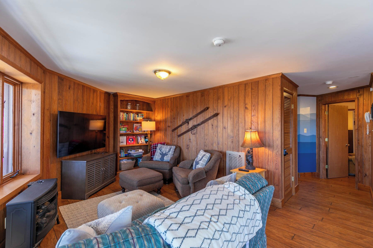Interior 2, Vista 360 - Roundhouse With Views, AC, 1mi From Beech Ski-, Watauga
