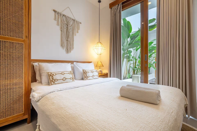 Room 4, Sunset Heaven C6 Villa, Denpasar