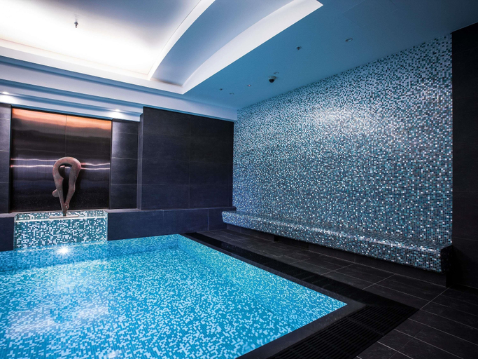 Sport & Beauty 2, Quay West Suites Melbourne, Melbourne