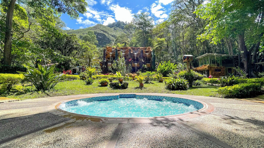 Pool 4, Termales santa monica, Choachí