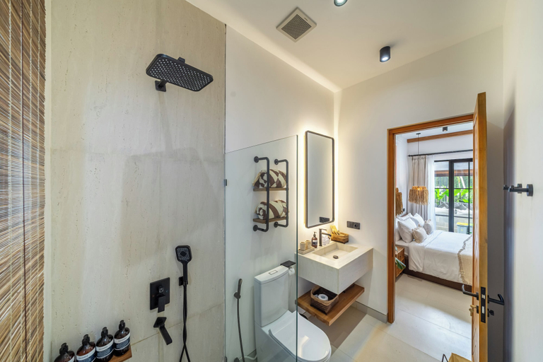 Bathroom 3, Villa Verona, Gianyar