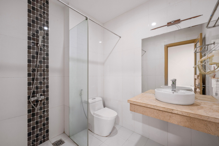 Bathroom 5, SeaFa Hotel & Apartment, Da Nang