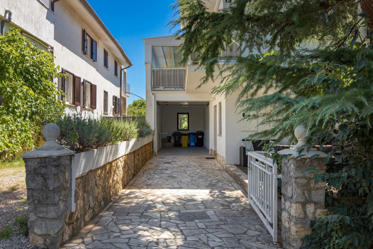 Property grounds, House Rose With Private Pool And Garden, Krk