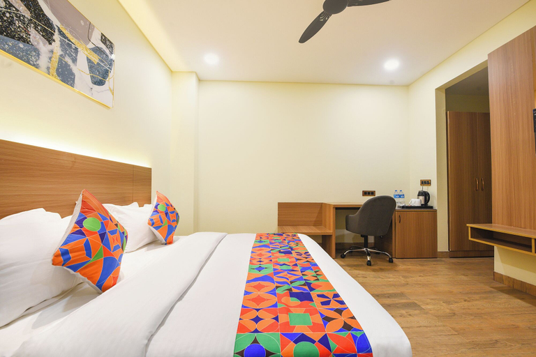 Room 5, FabHotel Prime The Ballroom - Near GD Goenka University, Gurgaon