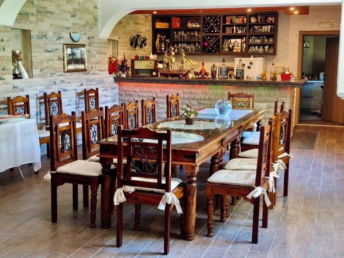 Food & Drinks 4, Villa Mare