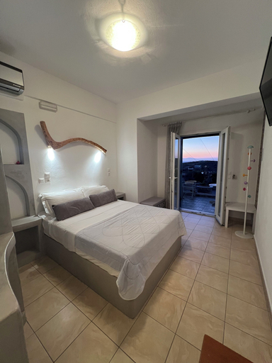 Bedroom 3, Alexandras studios, South Aegean