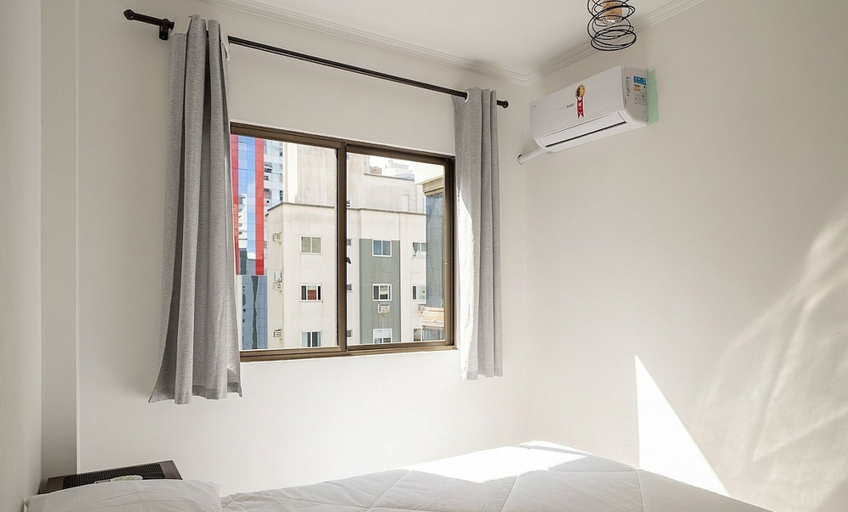 Room 5, Apartment in Great Location in Meia Praia Eio6031, Itapema