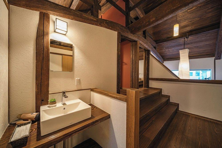 Bathroom, Aburaya Bettei, Beppu