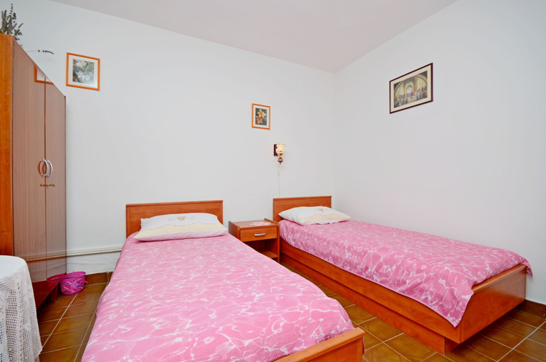 Others 5, Apartment Ksenija, Gradac