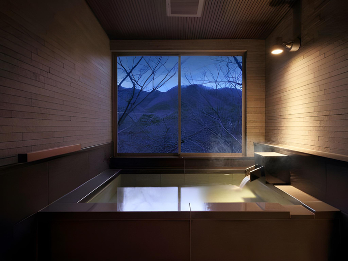 Bathroom 4, Nanaeyae, Nikkō
