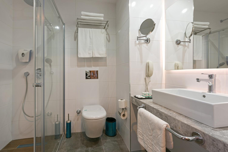 Bathroom 4, Floria Beach Hotel, Alanya