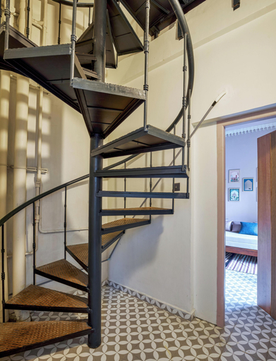 Staircase, Hotel Amaiti by Stayxp, Viluppuram