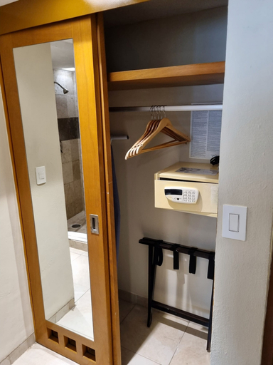Bathroom 5, Ocean Spa Hotel – All Inclusive, Benito Juárez