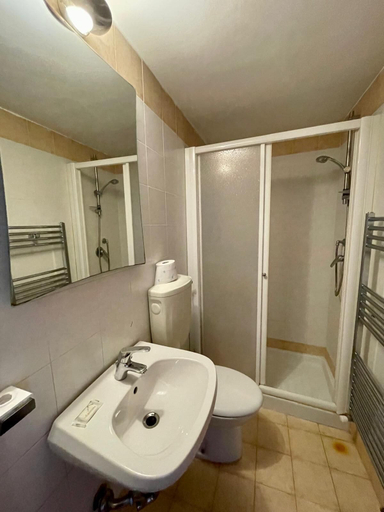 Bathroom 5, Ai Boteri, Venezia