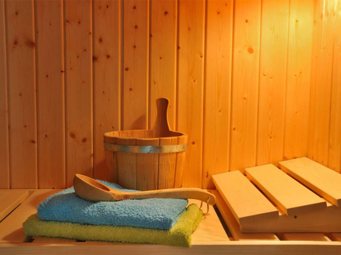 Sauna 5, Cosy Coastal Stay for 6 Guests, Ostholstein