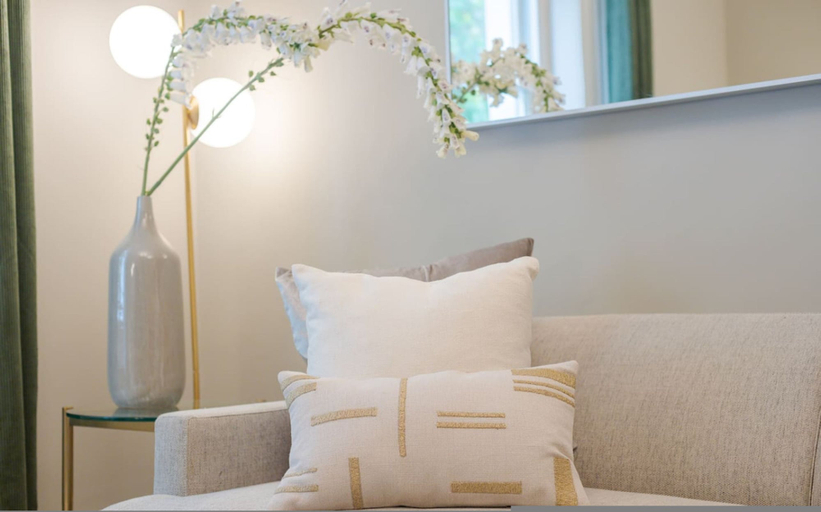 Room 3, Incredible Hyde Park Apartment PS5, London