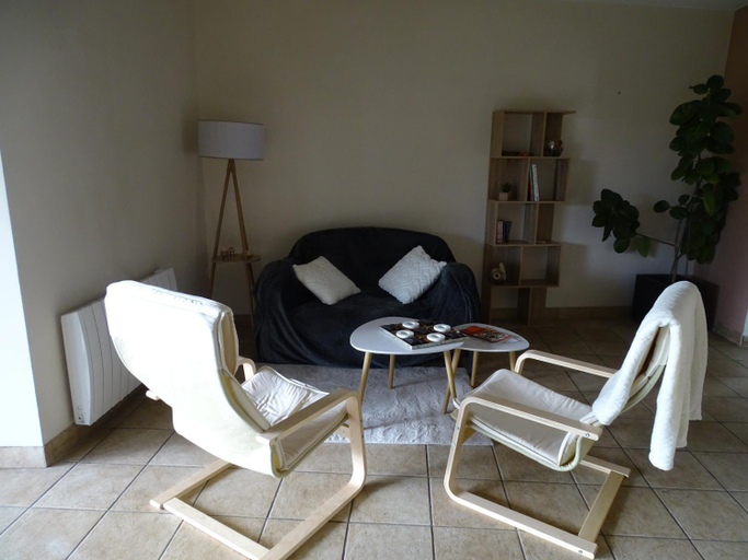 Others 4, CASTEL HOME, Ille-et-Vilaine