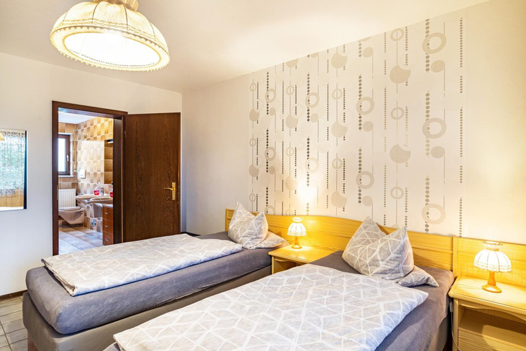 Bedroom 2, Ferienwohnungen Karle, Hohenlohekreis