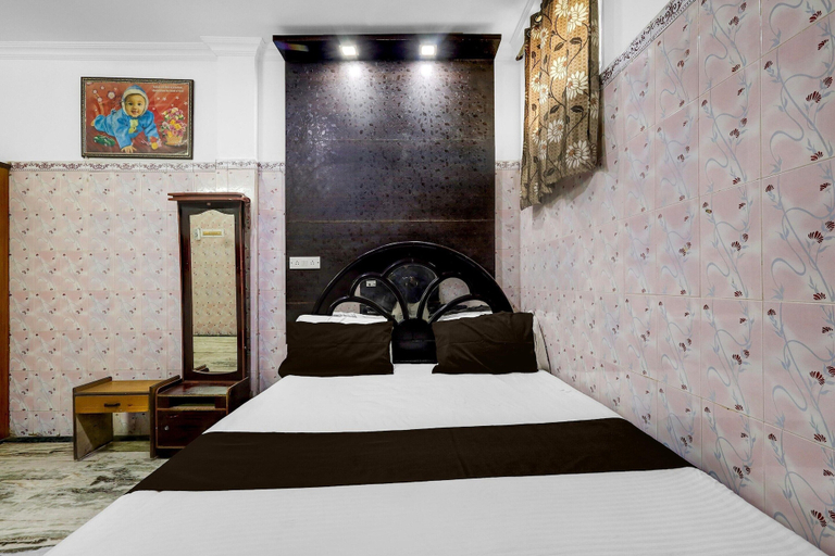 Room 2, Deluxe Super Hotel O Madipakkam, Kancheepuram