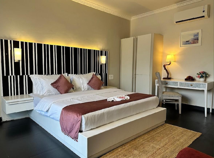 Room 5, WaveCrest Morjim By Joy Stays, North Goa