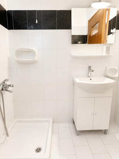 Bathroom, Argiro's apartment at Agia Galini, Crete