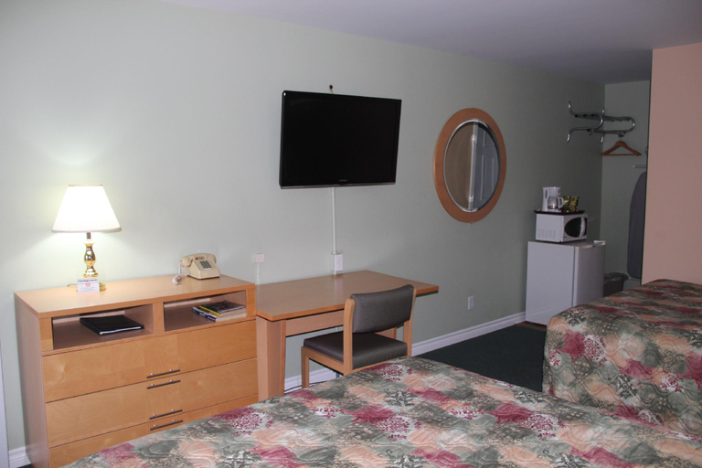 Others 5, Perth Plaza Inn & Suites, Lanark